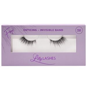 Lilly Lashes in “Enticing”